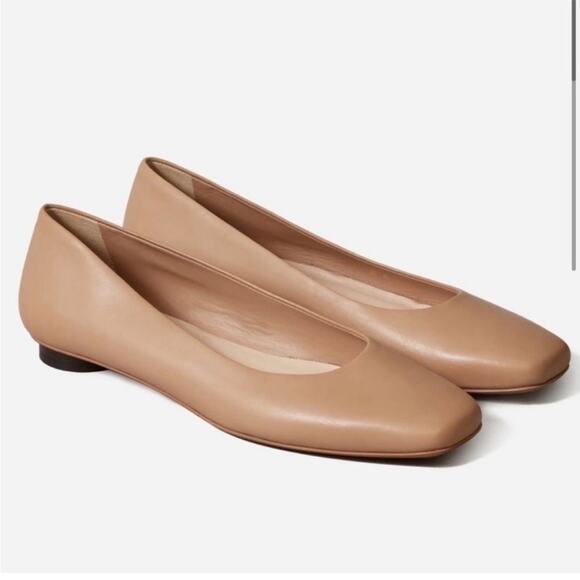 Everlane Shoes - Everlane Tan 90’s Square Toe Italian Leather Flats Capsule Wardrobe Sz 9.5